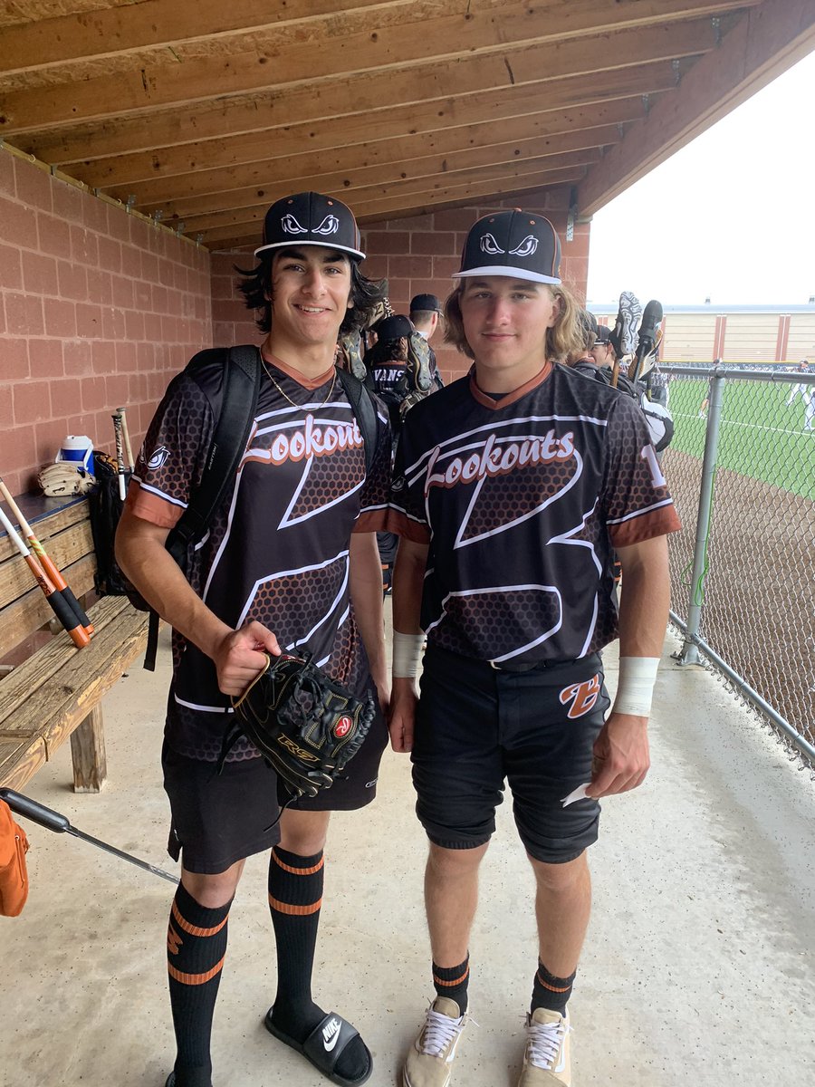 AllAmerican2K28's tweet photo. Big first win of the season! 9-2 victory! Players of the game-

@hunterbays34 - Complete game, 6 IP, I ER, 4 SO, 5 hits, W

@nlenz1417 - 2/4 3B, 2R, 1SB https://t.co/4ahF6VzWss