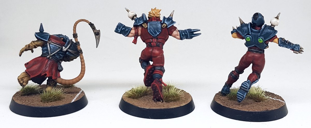 The next team for #bloodbowl is coming along - managed to get 4 done so far for my Renegades. Just another lineman or two, Ogre and Troll left to go! #WarhammerCommunity