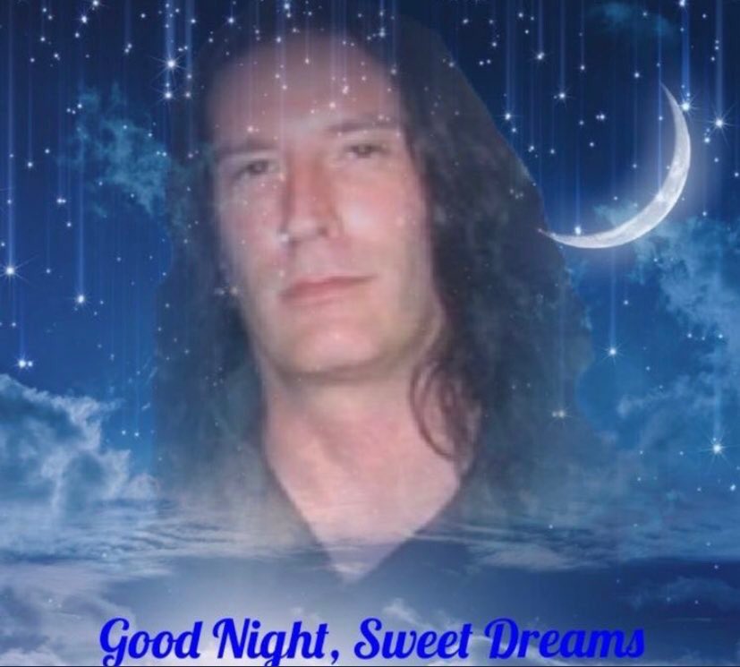 Happy birthday Sean Kinney thanks for being two of my favorite memes, luv u 