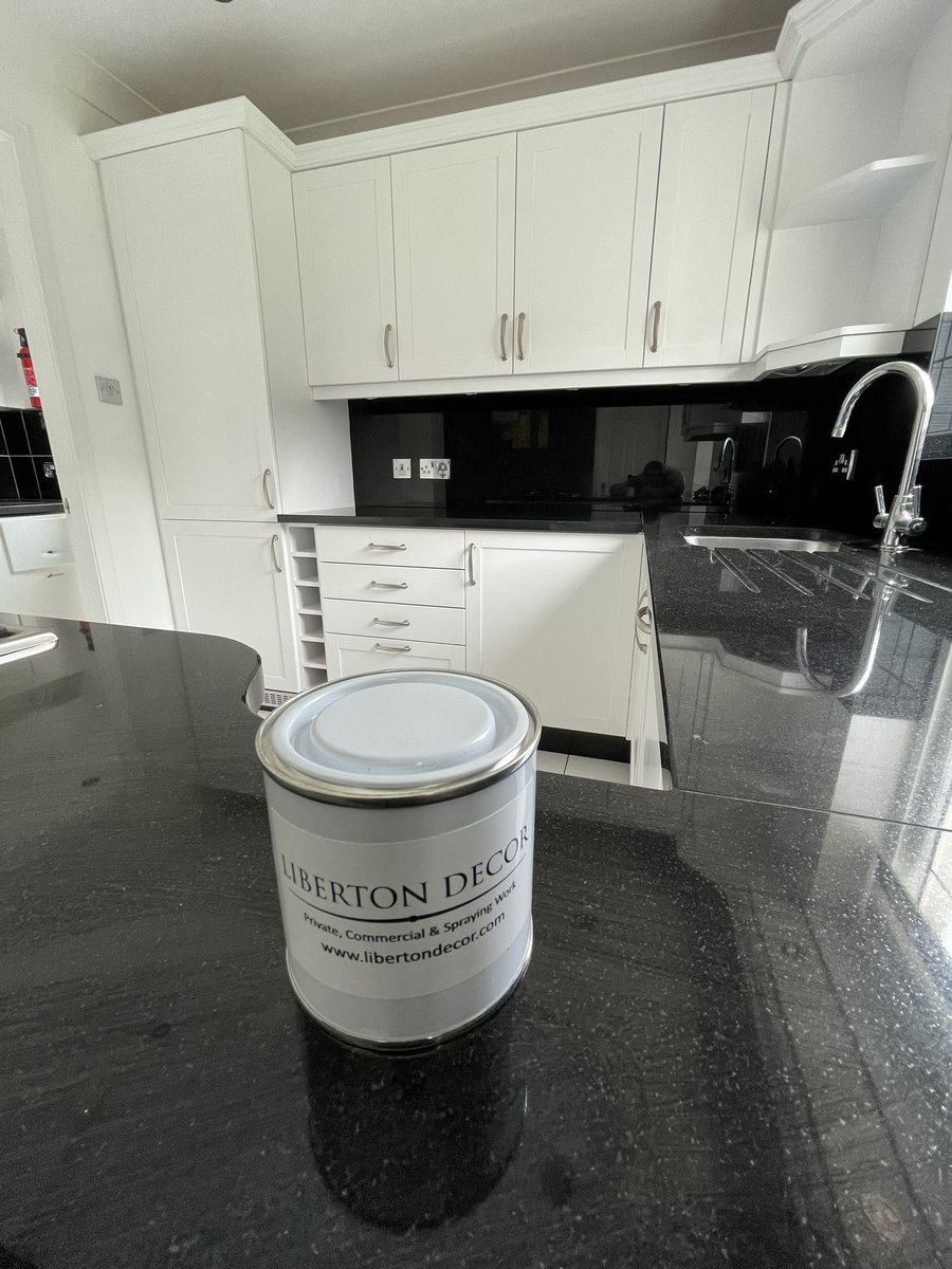 JohnCoats's tweet photo. Another happy customer  after we transformed their kitchen this week in Edinburgh. 

       📧enquiries@libertondecor.com

       ☎️ 07917357506 
   
       🌐 https://t.co/KfxVXKTx7Z 

#libertondecor
#kitchenrefinishing 
#edinburgh 
#scotland 
#edinburghpaintersanddecorators https://t.co/75y0VguIeC