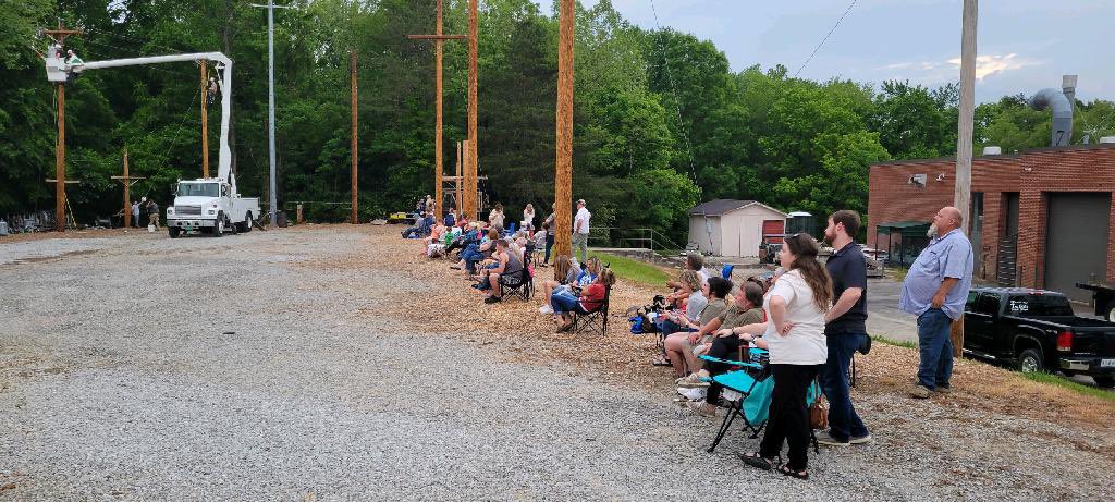 TCATOneida's tweet image. We pride ourselves on the transparency of our Power Line Construction class, and here is an example of that. Our students participated in an evening class on Arm Hanging and Three-Phase Demonstrations. Parents and loved ones were able to watch their student display their skills!