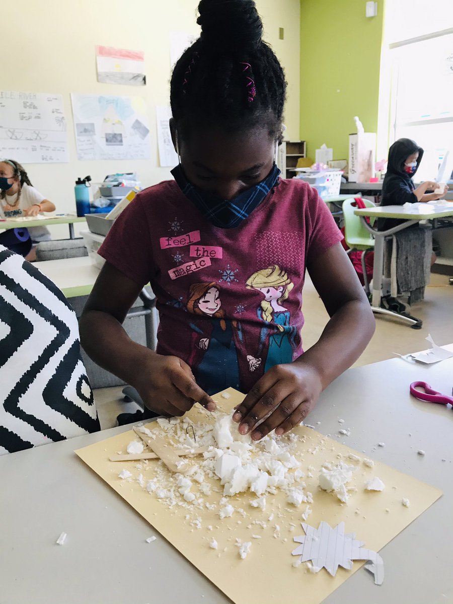delatorretcs's tweet photo. Sculpting process pictures. Ss sketched a simple pic onto paper, cut it out and then traced it onto the soap. They then used tools to carve, shave and sculpt their soap. The time and attention they paid was priceless. #ArtistOnTwitter @metkids @MoMAlearning #art #ivorysoap https://t.co/im9E01eNMd