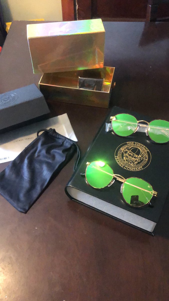 _773p's tweet photo. No pump fakes over here 😎😎 @Upscale_Vandal @VINTAGEFRAMESCO #upscalevandal #vintageframes #takecareofyourshit https://t.co/5fzDF2grNO