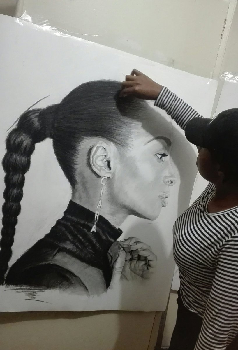 lelo_artist's tweet photo. Guys please help RT my drawing please 🙏🏾🇿🇦❤️ @ciara

#FamilyMeeting /#mohale / #PastorWantsAWife /Gigaba /Julius Malema https://t.co/MJG4dgqGrR