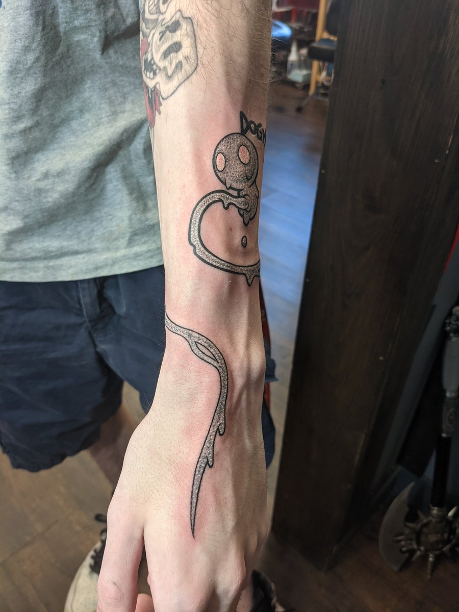 BindingofGoji's tweet image. @edmundmcmillen decided to get my fave boss in the entire game tattooed on me today, possibly first one with him! #dogma