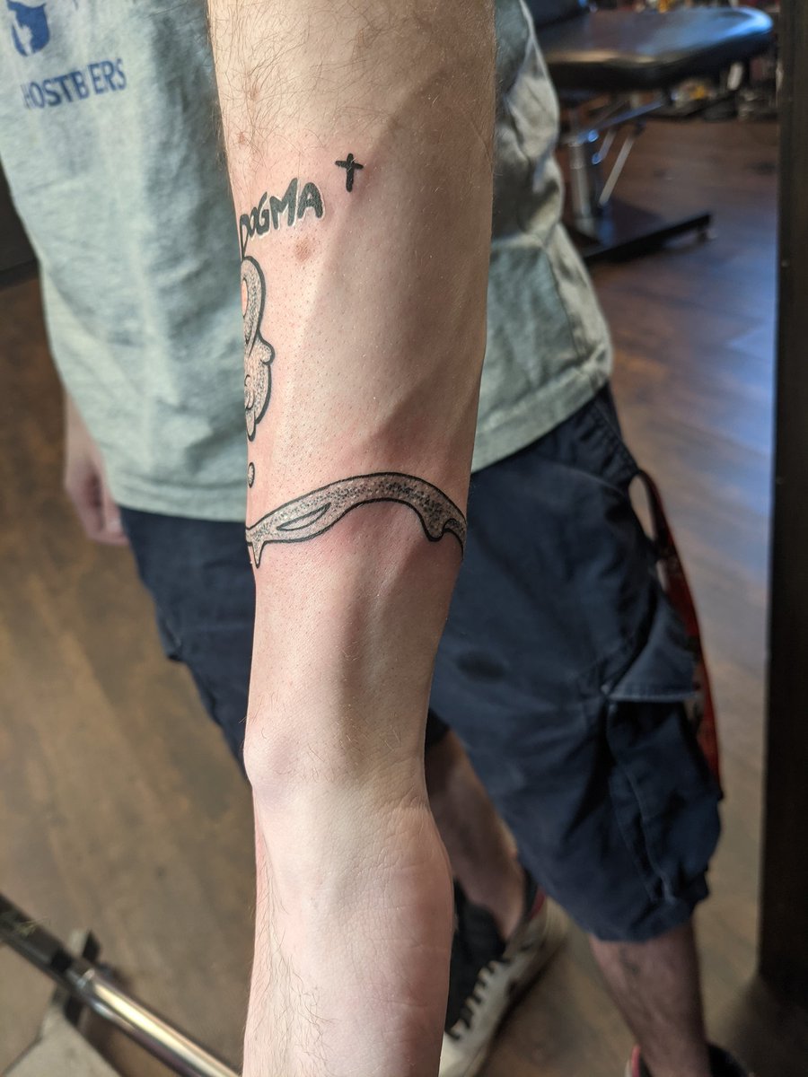 BindingofGoji's tweet image. @edmundmcmillen decided to get my fave boss in the entire game tattooed on me today, possibly first one with him! #dogma