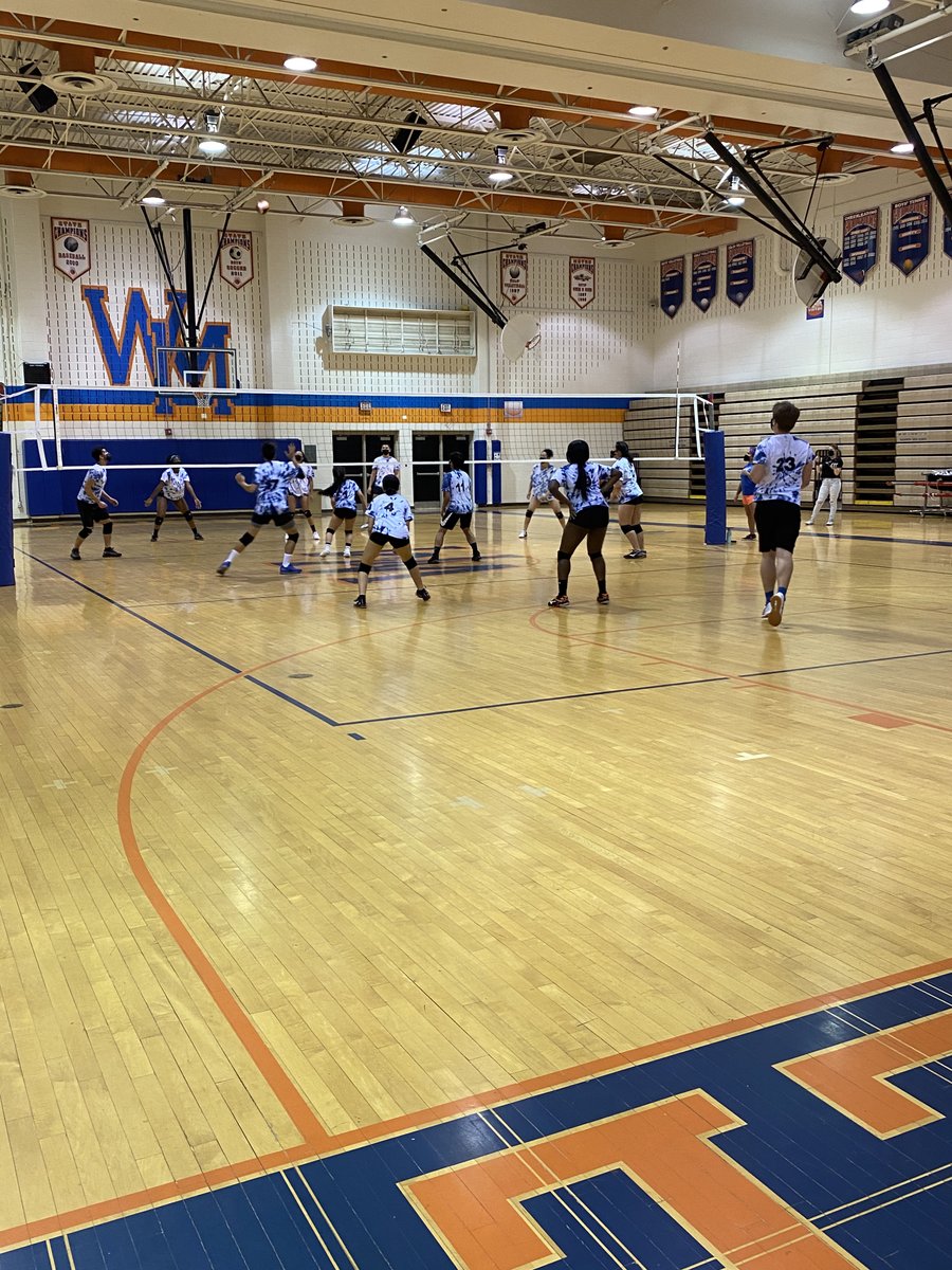 WMRinesSports's tweet photo. 🧡ed watching our coed 🏐 student-athletes in their scrimmage today! Lots of fun was had by all! Great job ‘Rines. 

Thanks to Coach Martin for all your hard work and dedication to our Wolverines! https://t.co/EUhrkFB9zX