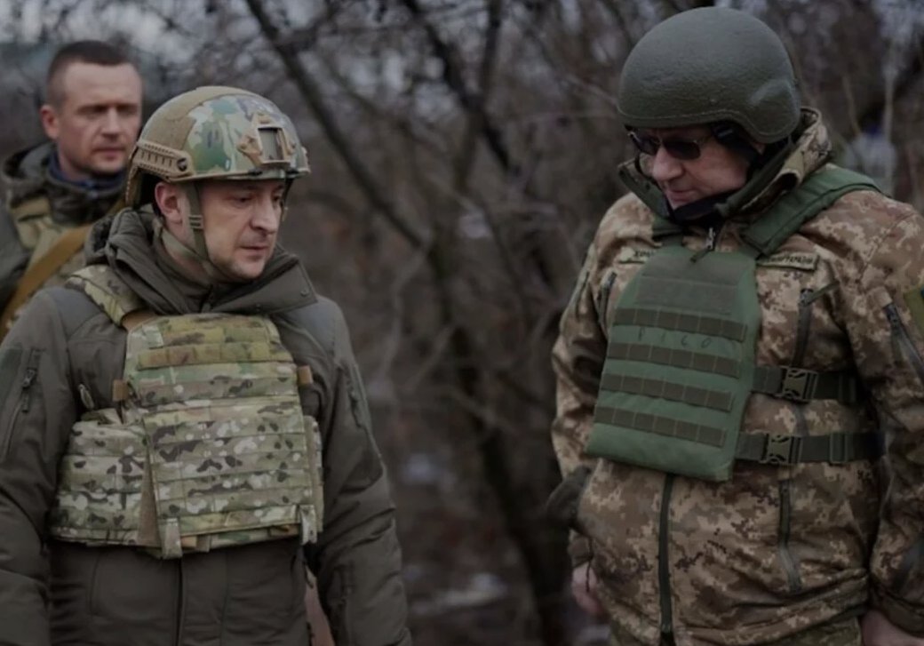 tewton44's tweet photo. Тут цейво... розповідь, у картинках, про президентів, начальників їх генеральних штабів та бронежилет.

ПиСи: Коментів не буде. Просто дивіться та охуєвайте від сьогодення... 😕 https://t.co/1VipJsk1mK