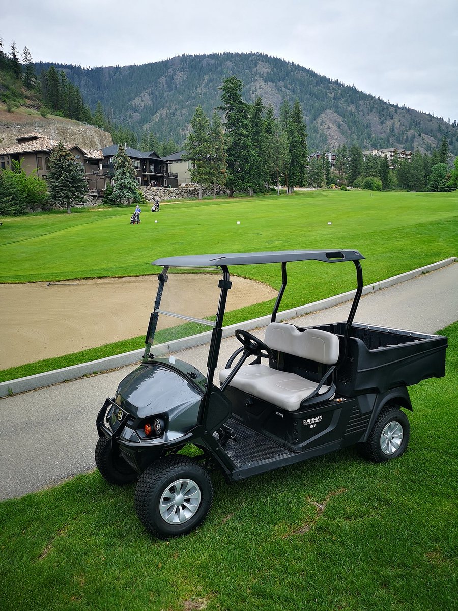 Sit back and let #Cushman do the work for you!

#LetsWork #utility #utilityvehicle #golf #durable #hauler #haulerseries #tough #golfing #golfcart
