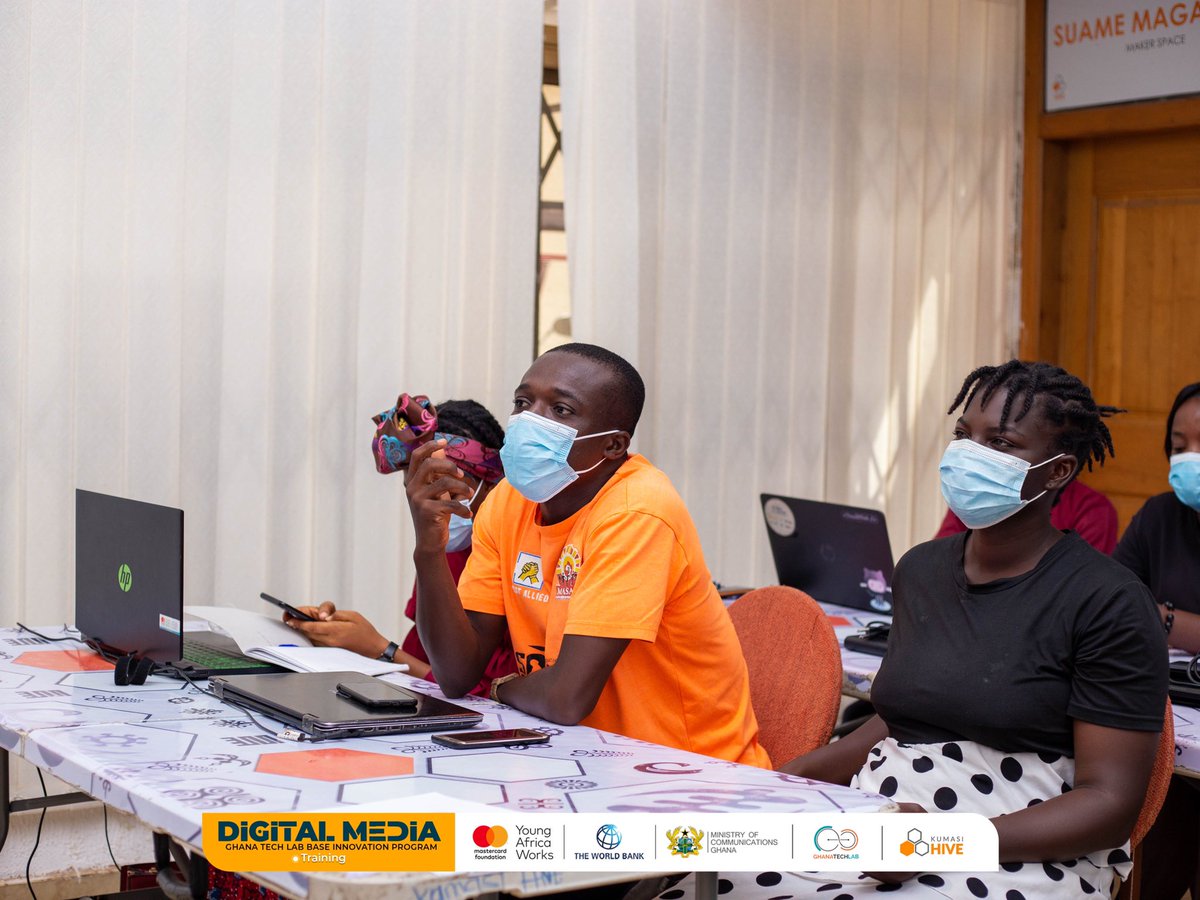 KumasiHive's tweet photo. Today's class took us through Creative Writing and Blogging. We took trainees through the roles of a writer, a reporter, and a blogger.

Trainees then undertook some practice by writing some creative pieces as well as other writing exercises.

#MediaTraining #HiveTribe #Ghana https://t.co/d2ypjo68gs