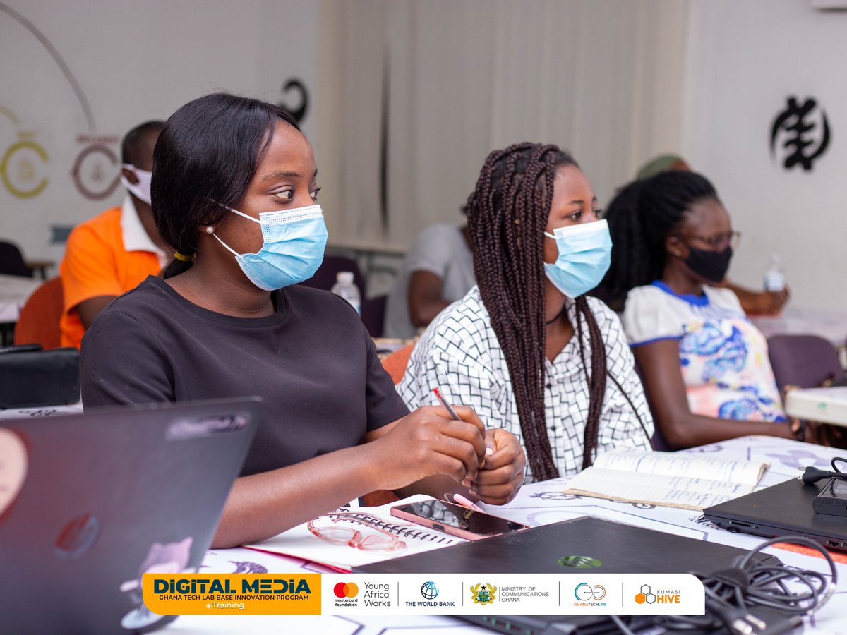KumasiHive's tweet photo. Today's class took us through Creative Writing and Blogging. We took trainees through the roles of a writer, a reporter, and a blogger.

Trainees then undertook some practice by writing some creative pieces as well as other writing exercises.

#MediaTraining #HiveTribe #Ghana https://t.co/d2ypjo68gs