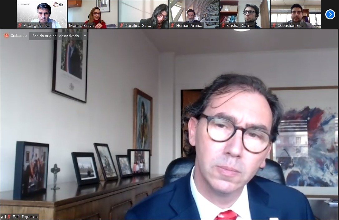 rjarufe's tweet photo. En el Consejo Asesor de Formación Técnico Profesional, liderado desde la @SubseEdSuperior por @moni_bs, y que además contó con la presencia del Ministro @Mineduc @raulfiguersa y Subsec. ES @JuanE_Vargas además de @chilevalora, @SenceChile, #CNED, #CNA, varias #IESTP, entre otros. https://t.co/s4NOTfpXqh