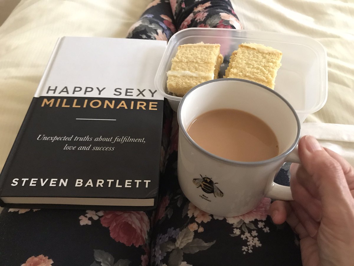 TraceyShonick's tweet photo. Only 2 chapters left to read tonight  😭 might have to start over again next week as enjoyed it so much 📖 @SteveBartlettSC #motivational #consistency #gratitude (I’m enough) 👏🏻@SamShonick https://t.co/dZexNTLMQb