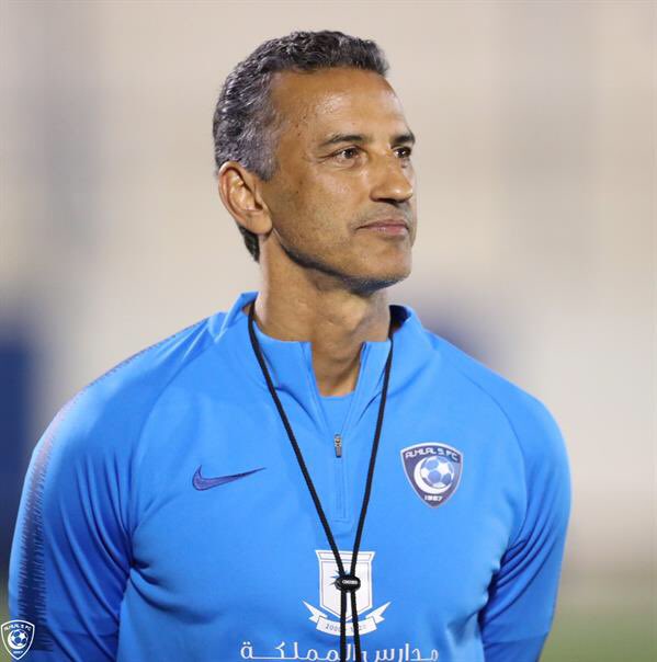 #الفيصلي_التعاون 
#الهلال 

شاموسكا البطل مبارتين وهو يلعب بنقص

٩٠ دقيقه امام النصر نصف نهائي
١٥ دقيقه امام التعاون النهائي

كبير يافيصلي هذا الشبل من ذاك الاسد

شاموسكا يبرهن انه مدرب كبير ومالوم الزعيم لما اختارك

مبروك جمهور الفيصلي
مبروك جمهور الهلال

مبروك شاموسكا