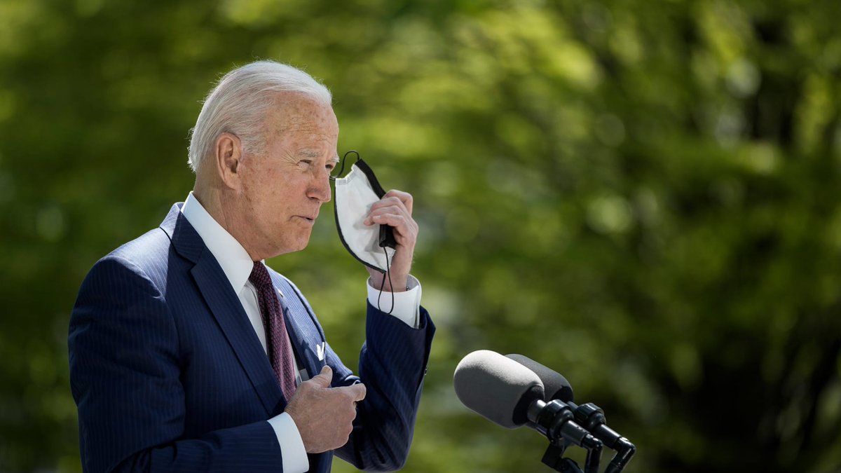 theparticlepub's tweet photo. Many Americans find themselves upset with their presidents over missed oppurtunities. We at Particle Pub would say our biggest disappoinment in President Biden is not playing Future's Mask Off right before he annouced that vaccinated peoples no longer needed their face coverings. https://t.co/nOKhEtbczY