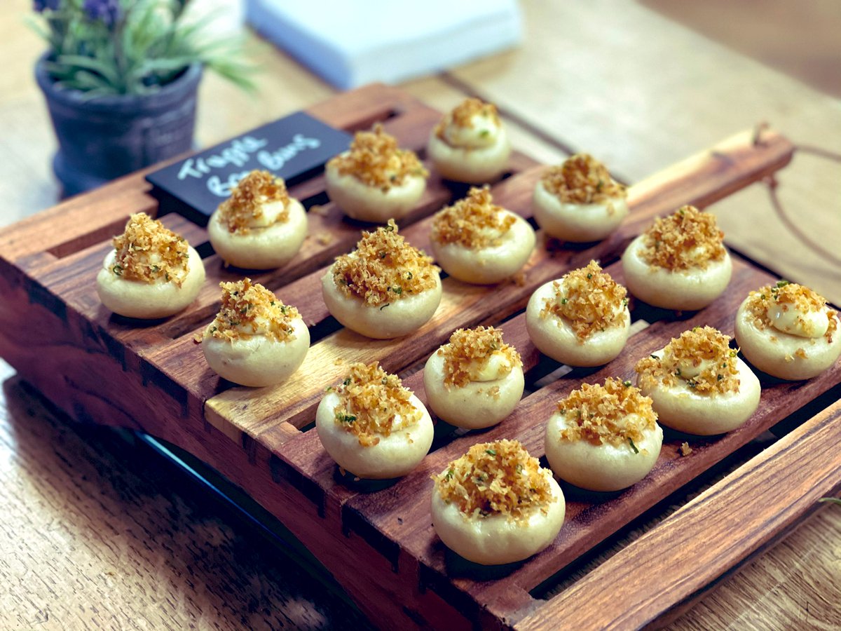 Andrew Oxford tweet media