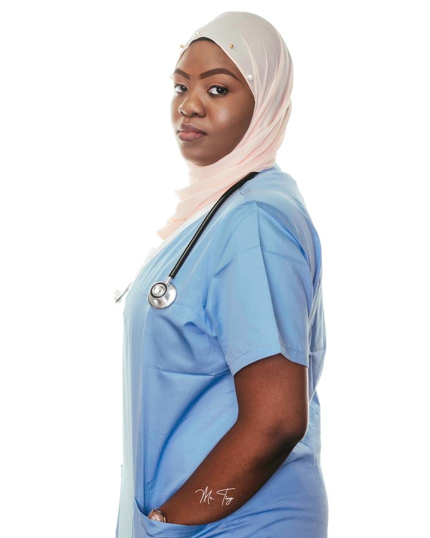 Ummybee's tweet photo. Mbchb. Ogun. ALHAMDULILAH https://t.co/n3wpMCAjOy