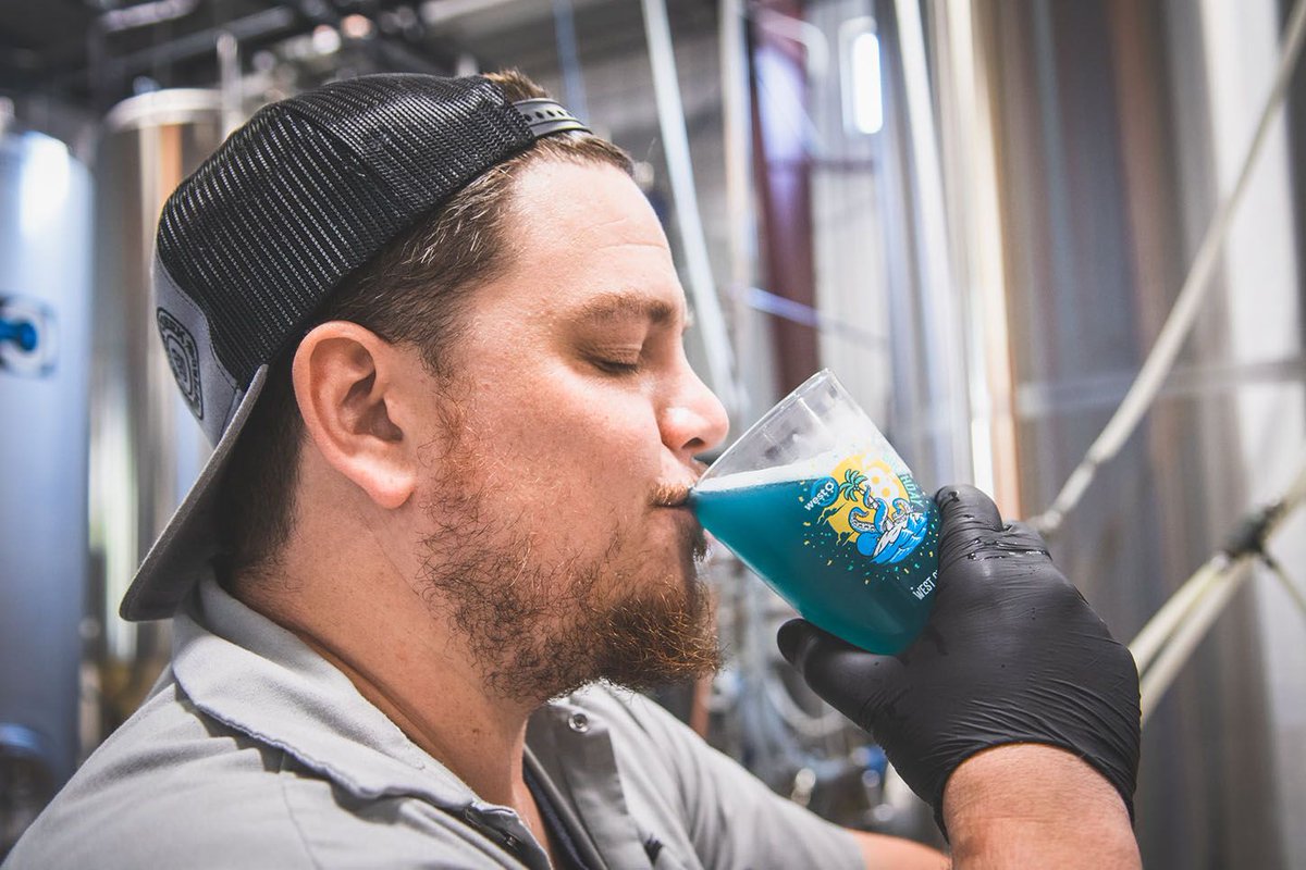 F8Creative's tweet photo. Here's the octo-themed look we designed to help @westobeer celebrate 8 Years of Awesome Beers. Head to the brewery this Saturday to enjoy the special birthday brew and you just may take home a free pint glass as well! Cheers! 🍻 https://t.co/D7UArtH4AN