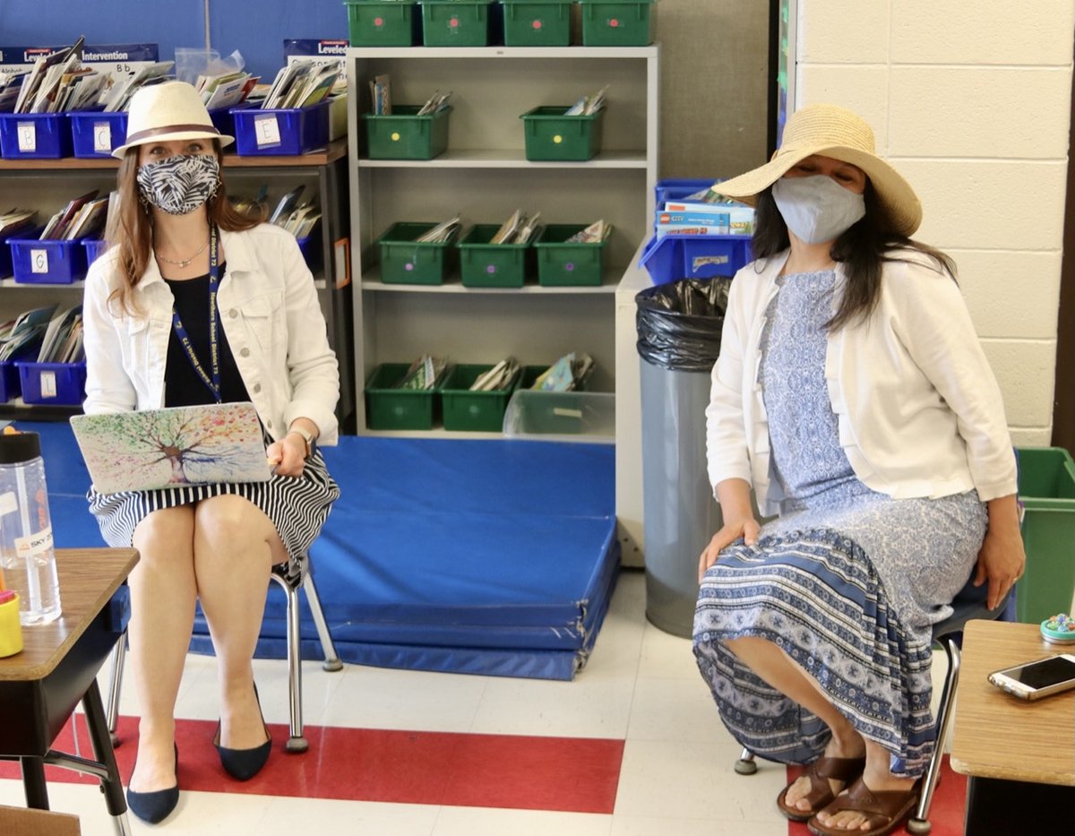 District_73's tweet photo. Everyone at Elementary North is enjoying themed days as part of their countdown to the last day of school. Teachers and students alike had fun making fashion statements with their hats on Hat Day. #hatday @ElemNorthD73 #schoolcountdown https://t.co/kJ2CbscHfg
