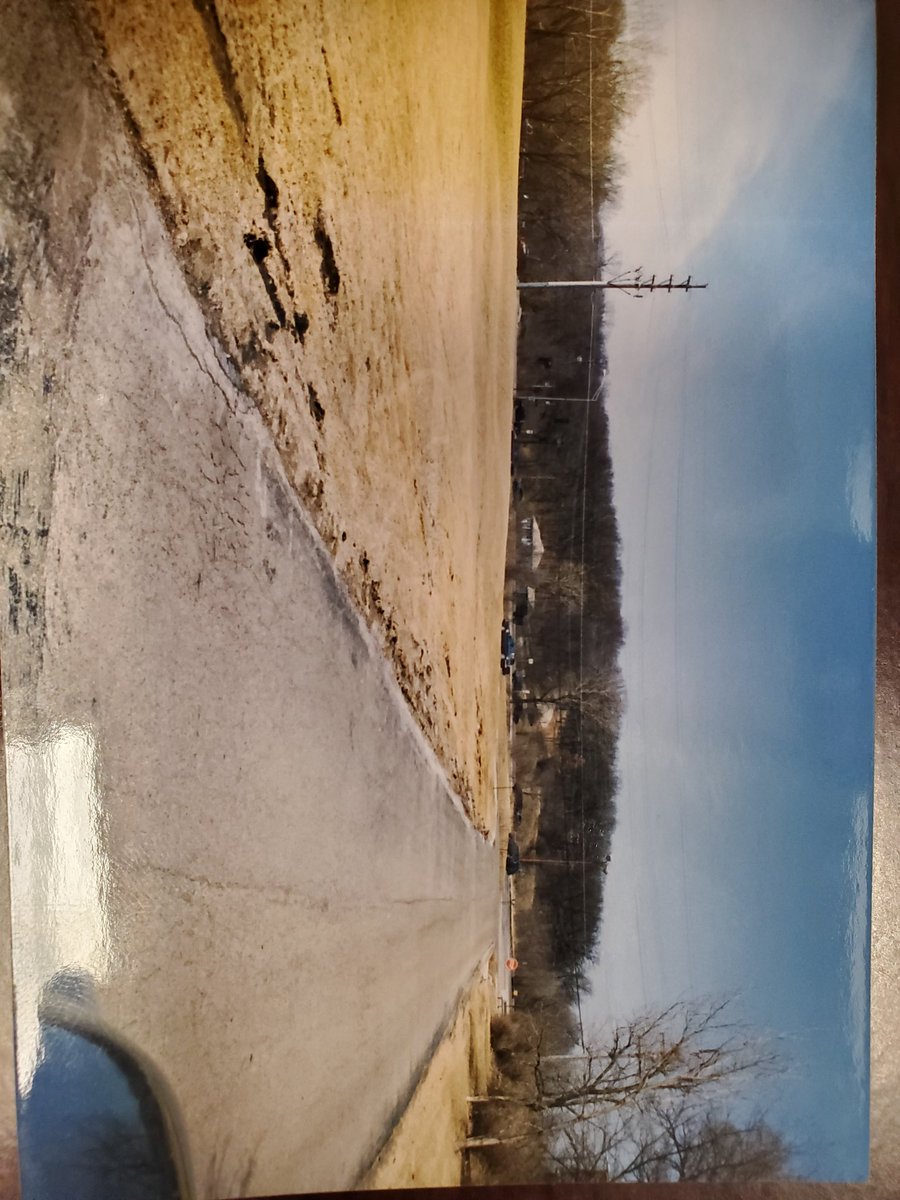 JUCS9999's tweet photo. Throwback Thursday! These pictures were taken standing in the same spot. https://t.co/YOheV0pcvJ