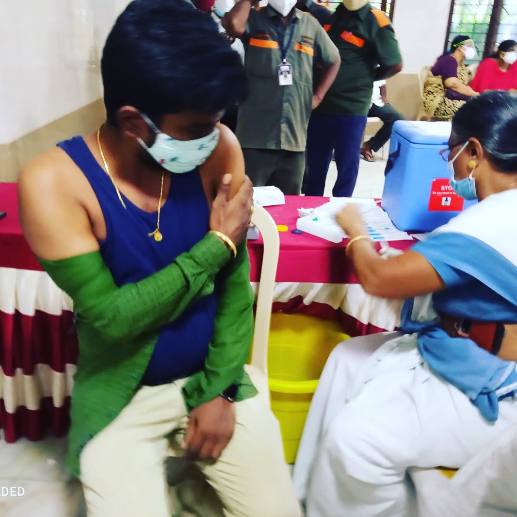 vjkumar8646's tweet photo. First dose vaccination 💉 done ✅ https://t.co/32gIdHh3ZX