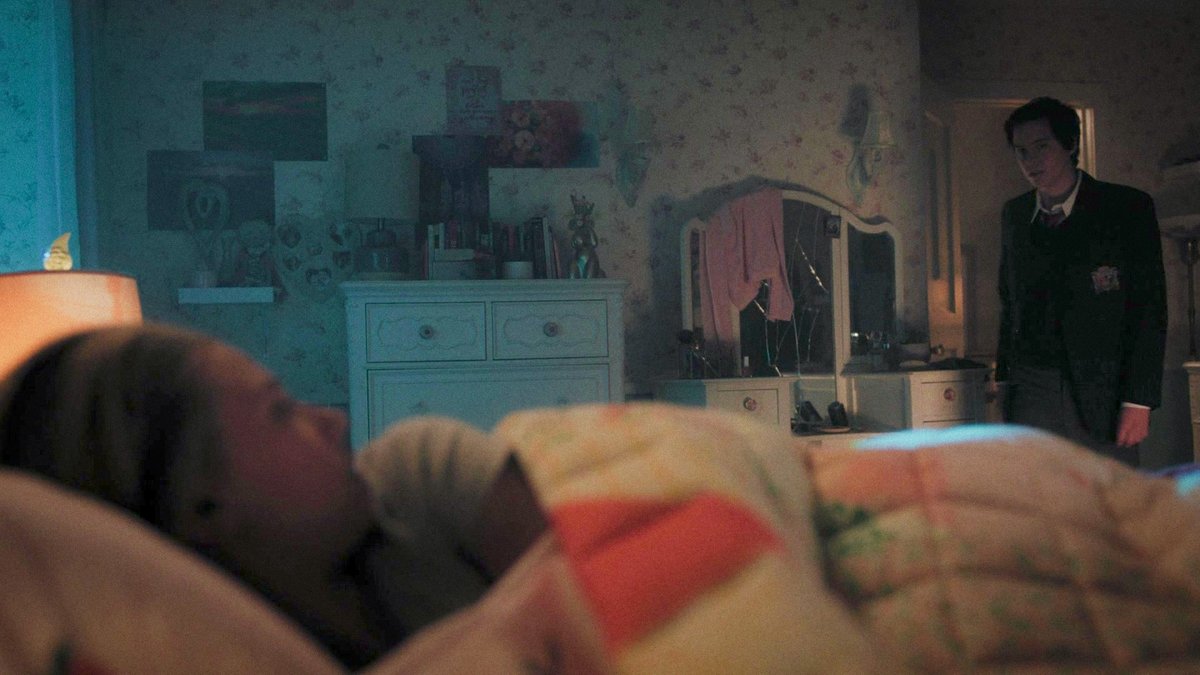 best of bughead tweet media