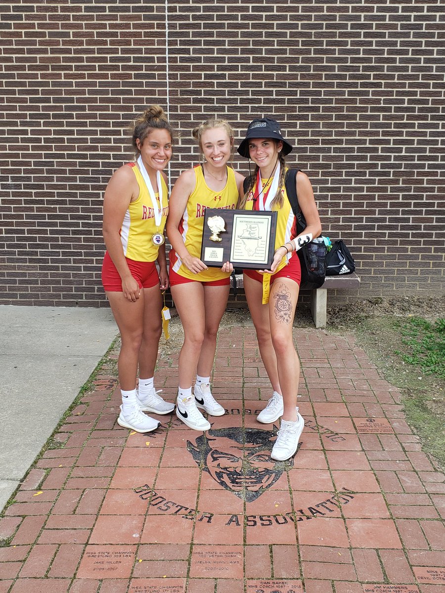 <a href="/CerratoIsabela/">Isabela Cerrato</a> <a href="/maciuff/">maciuff</a> <a href="/anniedecker_16/">Annie Decker</a> <a href="/RazanAlamlieh/">Razan Alamlieh</a> all combined for 40 of our 138 points. Without <a href="/Mborosoccer/">Murphysboro Soccer</a> we would have placed 2nd to Herrin! So appreciative to be apart of a community that supports each other for the betterment of the student-athletes.