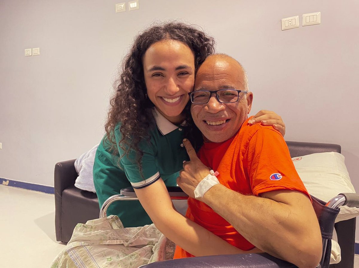 كنت رايحة له وقبل ما ادخل كنت متوترة شوية، ولما شفت الأستاذ شريف كل توتري راح قصاد روحه المبهرة اللي تشرح القلب ومثابرته وإيمانه، انا ممتنة ليك يا استاذ شريف وبتعلم من إرادتك وقوتك وروحك، وبتمنى تقوم لنا بالسلامة بسرعة وترجع تاني تضيف للسينما والدراما بموهبتك اللي متتعوضش ❤️