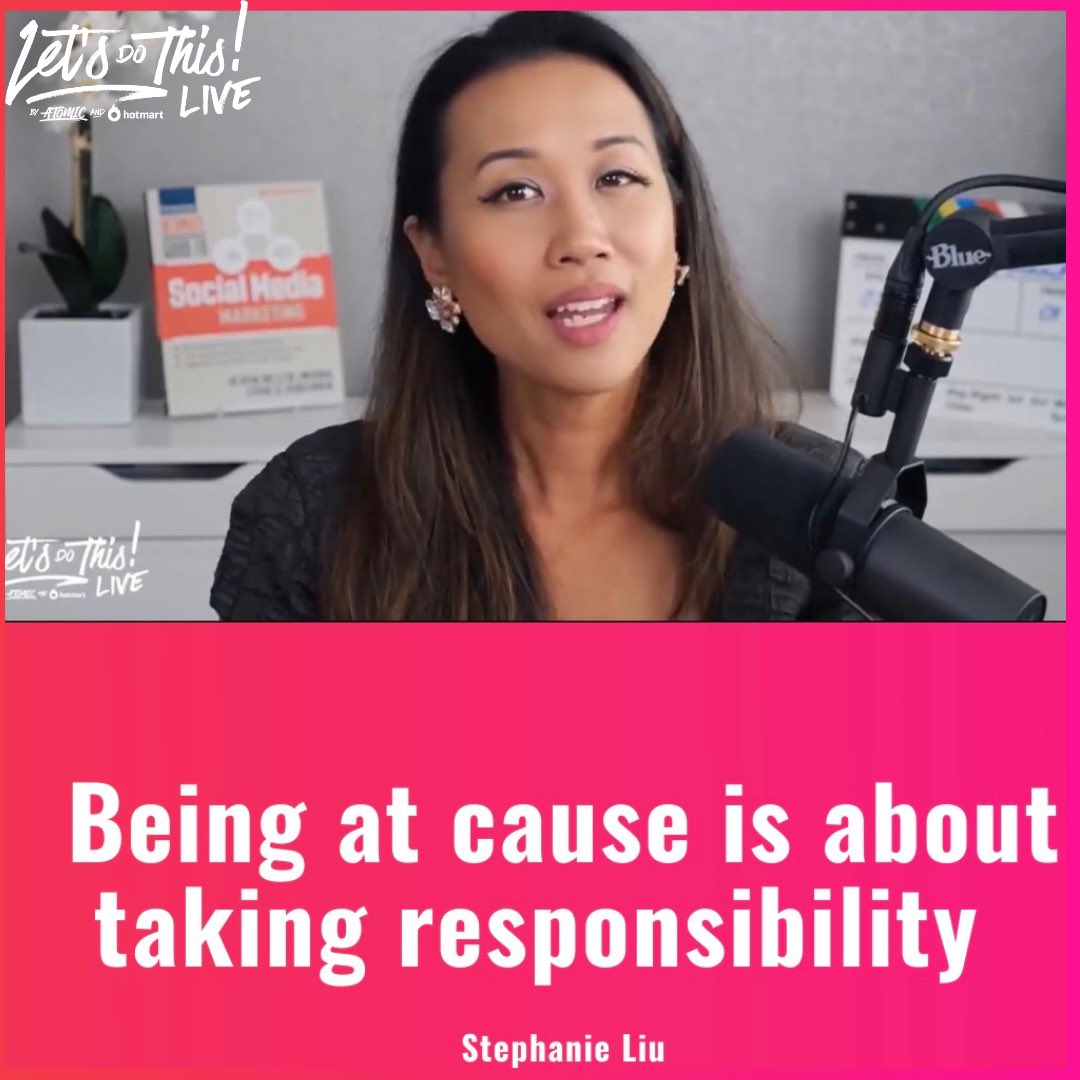 AndrewAndPete's tweet photo. The fabulous @heystephanie talked about cause and effect.
About response-ability
Rather than react to what’s outside of us.
#LetsDoThisLIVE https://t.co/eSjt8QGsQo