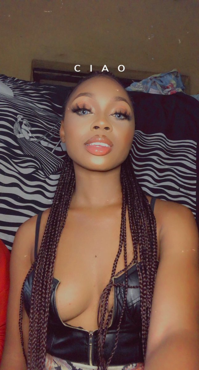 _almaia's tweet photo. Tell me what you gon do to me 🦋🦋🦋 https://t.co/wM4Vkx1a1c