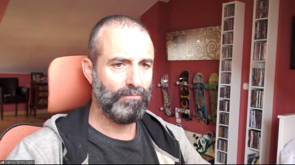 La economía digital está descentralizada, “no se puede controlar”, según Miguel Caballero
avilared.com/art/54713/los-…
<a href="/tutellus/">Tutellus</a> <a href="/turinlabs/">TurinLabs</a> <a href="/Reental_co/">Reental | Real Estate Investing 3.0 📲</a> <a href="/redpillventures/">redpillventures</a> <a href="/mcaballero/">Miguel Caballero</a> <a href="/CEOEAvila/">CEOE Ávila</a> <a href="/caixabank/">CaixaBank</a>