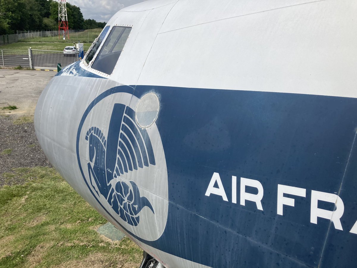 FanaAviationMag's tweet photo. #mythique Visite du Super Constellation préservé par l’association @FBGNJ à Nantes.   Une belle rencontre très bientôt dans le Fana 😃 #avgeeks #aviation https://t.co/CY3yJOAsZq