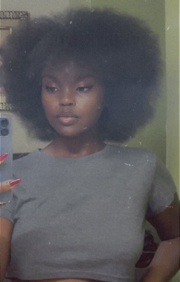 chelsndung's tweet photo. A natural hair tweet. https://t.co/yJDRKZyCUT