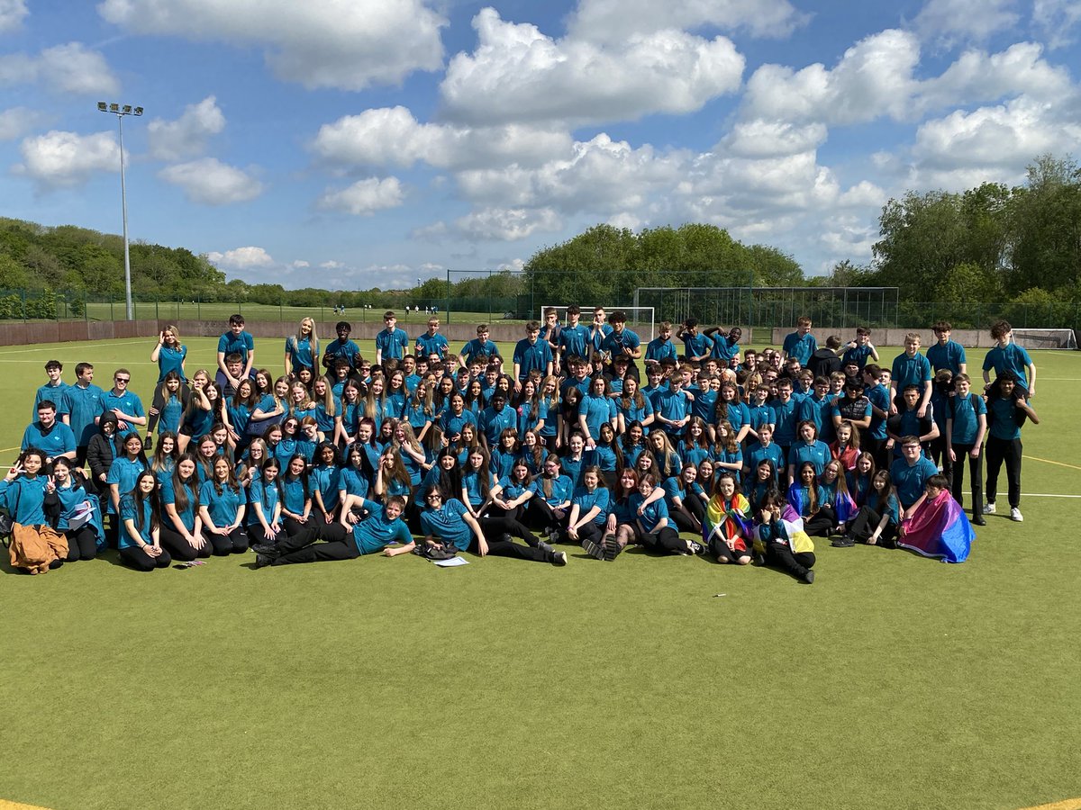 Bradley Stoke CS tweet media