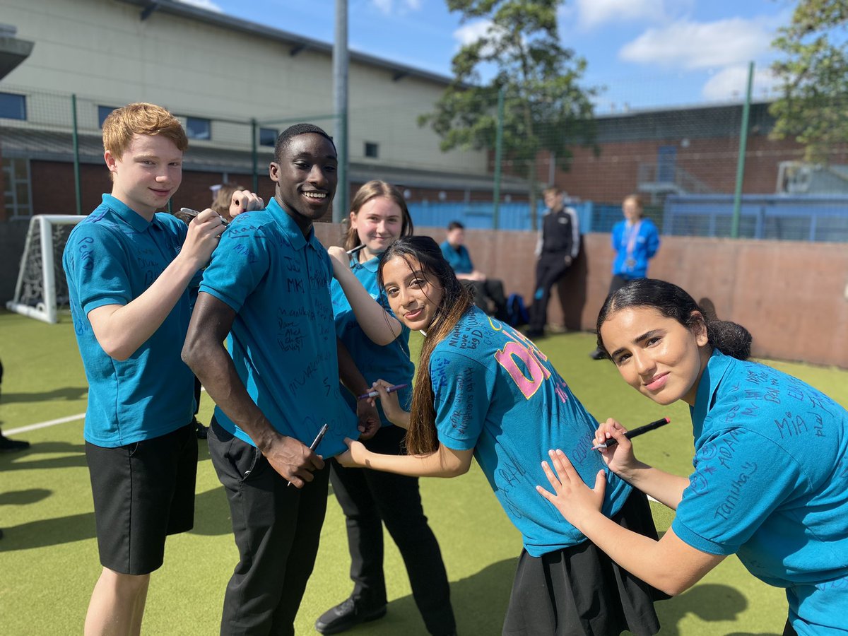 Bradley Stoke CS tweet media