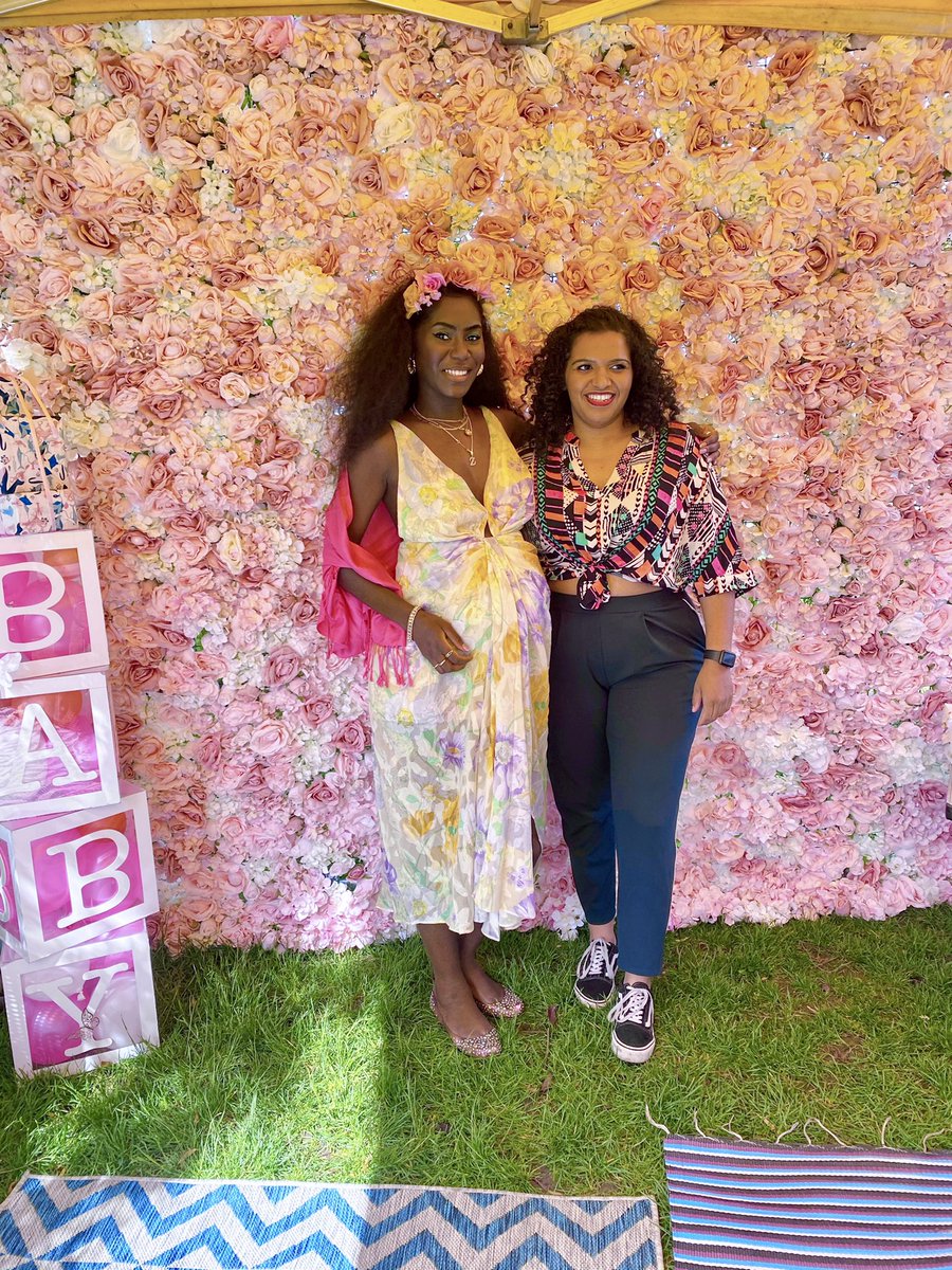 XianLoves's tweet photo. Actually, lemme post this pic. Went to @SwanzyTweets Baby Shower at the weekend. Was a lovely event. I was so glad there was no alcohol and I managed to be good the whole time hehe. https://t.co/jhG8OVBnxt