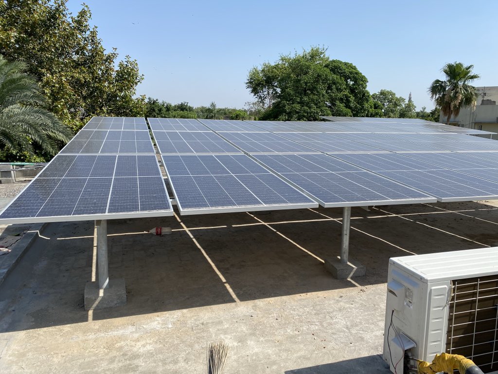 There’s something about well-designed, simple products. Even though we deal with solar every day, it still amazes me that we can provide power from the sun. 🥰