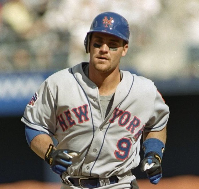 Happy Birthday to former Todd Hundley (1990-1998) and Terry Collins (2011-2017).   