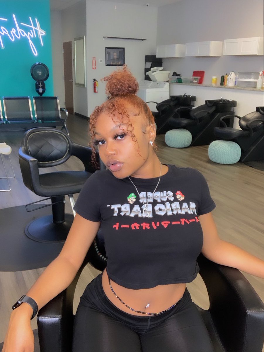beaniatanae's tweet photo. is you wit me or what?
#ginger #gingerhair #explore #explorepage #twitter #Trending #beaniatanae #BlackGirlMagic #dpwm #viral #fmoi #instagram #waistbeads #bun #brownskin https://t.co/ZGgP8kWwN8