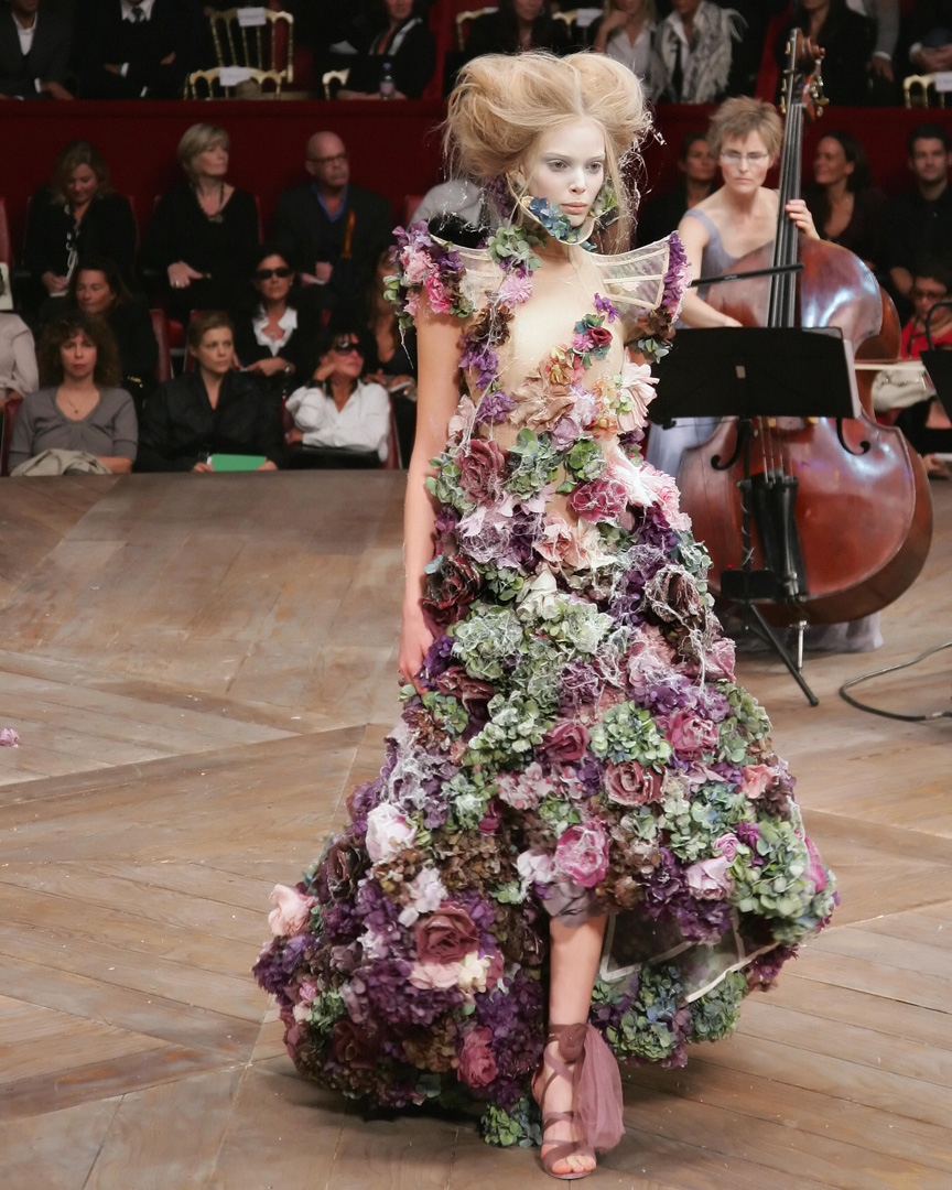 MADEthenwearnow: Alexander McQueen Spring/Summer 2007 (ph