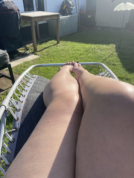 This makes for a very happy Kitty #thighs #thickthighssavelives https://t.co/1oPgEDLoj0<a href="/tag/thighs"class="tags">#thighs</a><a href="/tag/thickthighssavelives"class="tags">#thickthighssavelives</a>