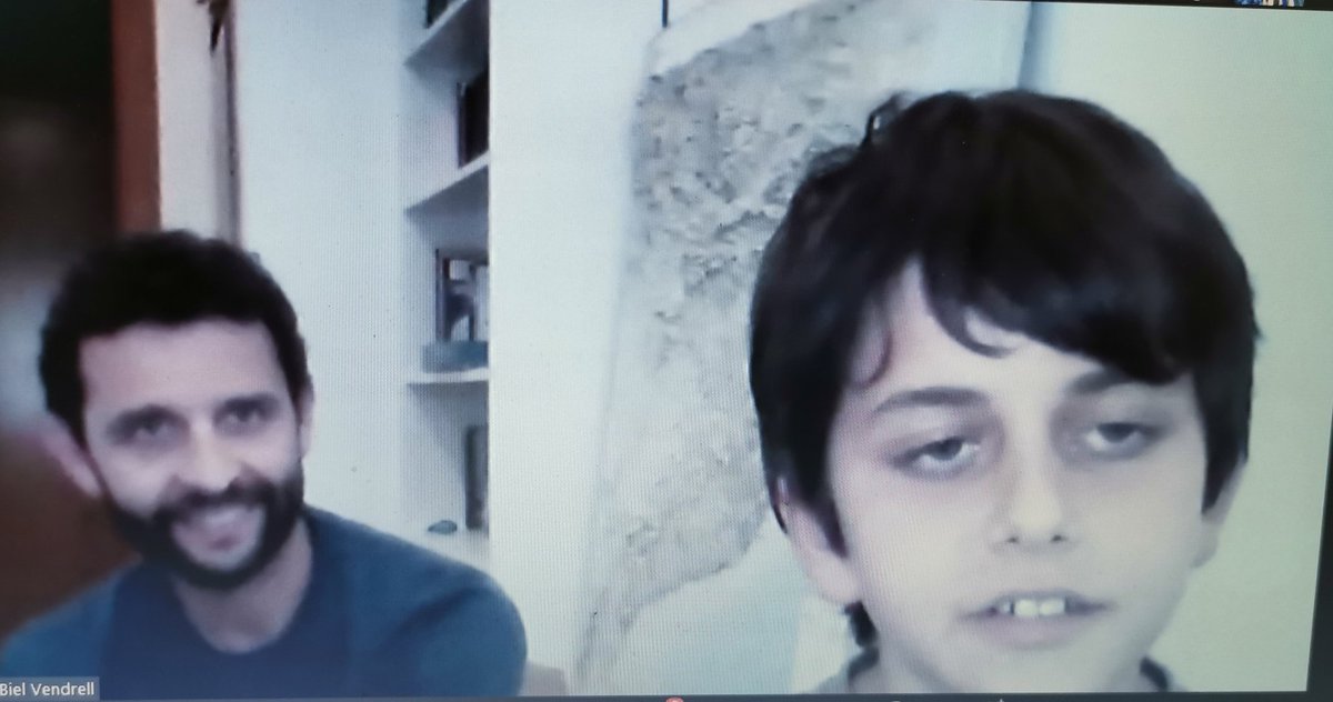 EscolaSolc's tweet image. Estem celebrant els XXVIII Jocs Florals de les @EscolesCoop en aquests moments, amb més de 90 participants... i en @MelciorComes! La Laura de #2PRI, el Biel de #6PRI i la Martina de #4ESO han estat premiats en poesia. Enhorabona a tots 3, i no deixeu d'escriure!!