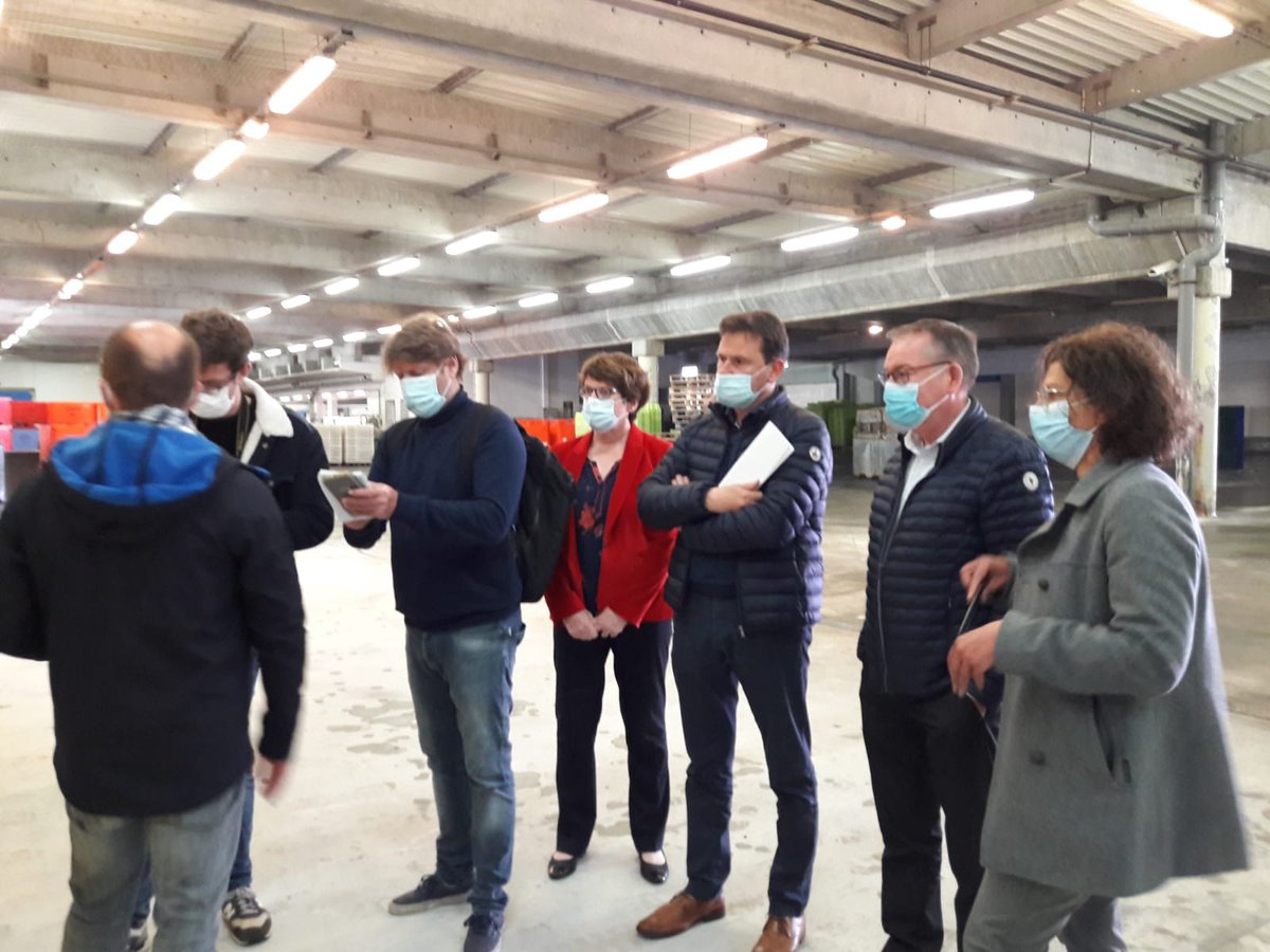 * Concarneau * Modernisation de la criée 🐟
Visite presse avec pour présenter l'avancement des travaux (12,5 M€ de travaux). Réfection des sols en cours <a href="/finistere_29/">Département du Finistère</a> <a href="/regionbretagne/">Région Bretagne</a> <a href="/cca29_com/">CCA</a> <a href="/cci_finistere/">CCI Finistère</a> <a href="/DouarnenezCo/">DouarnenezCommunauté</a> <a href="/PaysBigoudenSud/">Pays Bigouden</a>