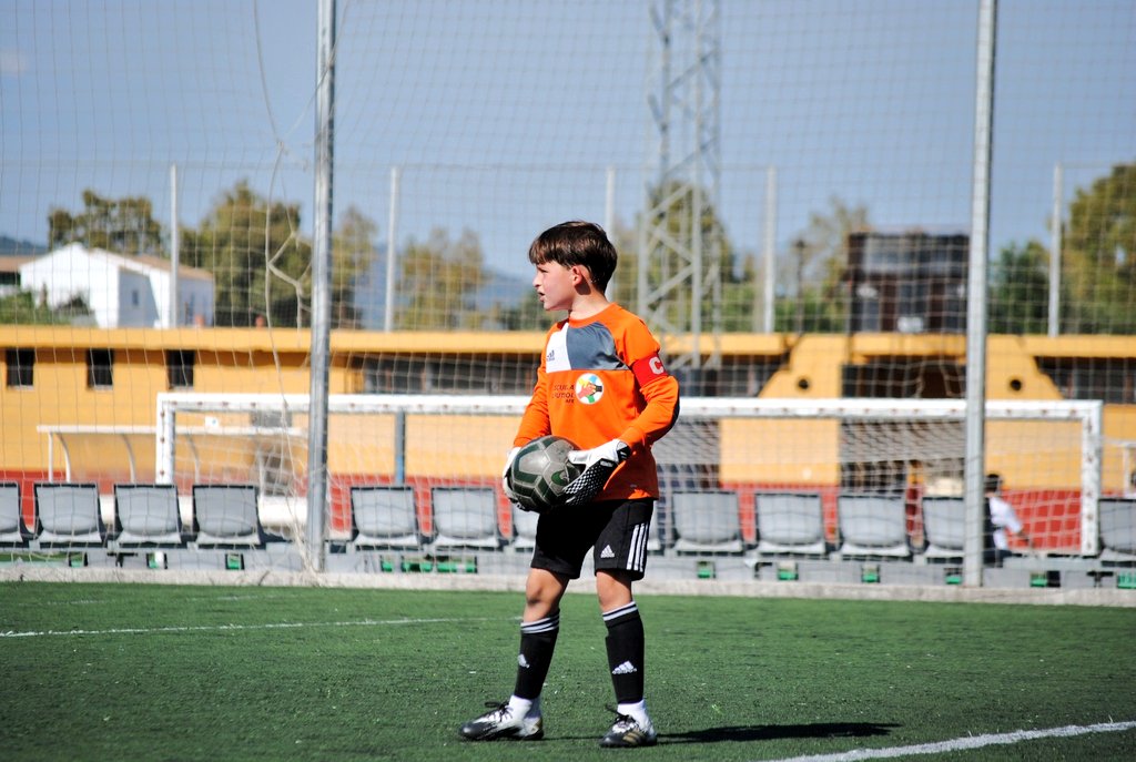 EscuelasAFE's tweet photo. 📸 Seguimos con los partidos de intersemanales. En esta ocasión el Prebenjamín A de la Escuela de Córdoba cayó derrotado en el partido de vuelta de la Copa

Pero lo importante es que disfrutaron, se divirtieron y aprendieron😃

#ValoresAFE https://t.co/BXC4k5OpYP