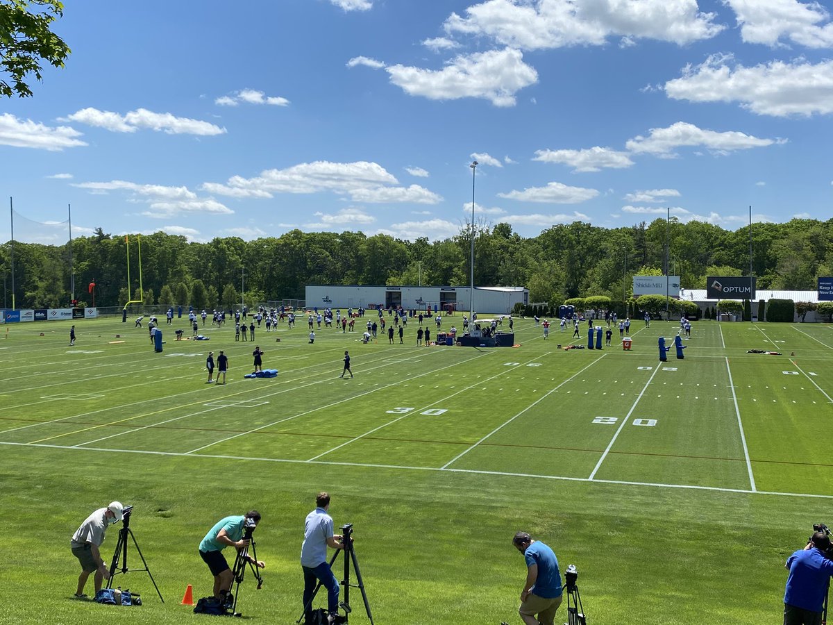 PhilAPerry's tweet photo. First Patriots practice open to the media... in the books.

No Hightower, Gilmore, McCourty, White, Guy, J. Smith, Wynn, T. Brown, Van Noy, Winovich, Michel, JC Jackson, Phillips, Judon, Folk, Barmore, Stevenson, Nixon, Cowart, Bolden, Langi. https://t.co/4hQTu1gVZx