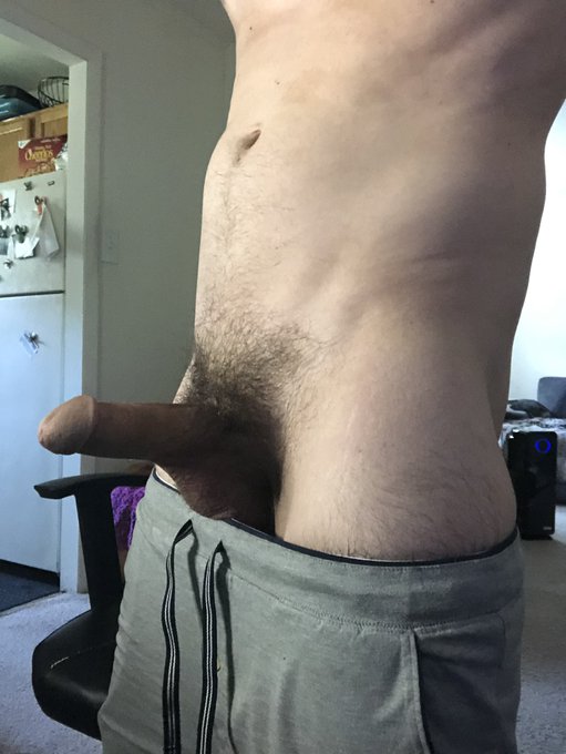 Going live in 20-30 min on chaturbate for some afternoon fun. https://t.co/WTDRcKWoFl