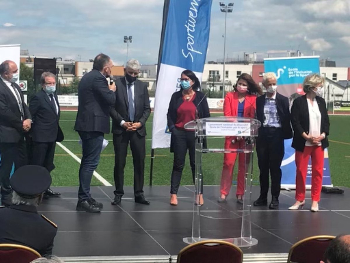 Olivier Gavalda (@o_gavalda) on Twitter photo Je suis profondément convaincu que l’intégration, l’inclusion et l’insertion sont un devoir citoyen d’entreprise. Tous mes vœux de succès à l'école de l'#inclusionparlesport lancée aujourd'hui par <a href="/APELS_/">Agence pour l’Éducation par le Sport - APELS</a> ! Comme depuis 3 ans, le @ca_idf est à vos côtés 💪🏼#1jeune1solution #jeunes Je suis profondément convaincu que l’intégration, l’inclusion et l’insertion sont un devoir citoyen d’entreprise. Tous mes vœux de succès à l'école de l'#inclusionparlesport lancée aujourd'hui par <a href="/APELS_/">Agence pour l’Éducation par le Sport - APELS</a> ! Comme depuis 3 ans, le @ca_idf est à vos côtés 💪🏼#1jeune1solution #jeunes