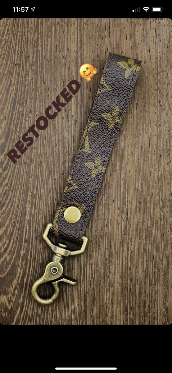 HEY Y’ALL!!
Sorry we’ve been super MIA on here, BUUUUT here’s some Restocks from our Upcycled line!!! 🤩🤎🤩