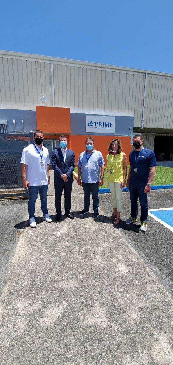 piza_batiz's tweet photo. Hoy visité  las instalaciones de Prime Air en SJU. Es una compañía puertorriqueña familiar de logística aérea y marítima. Pude apreciar las inversiones que han realizado y cómo le sirven a la industria farmacéutica. Gracias a Iris,Tom y sus hijos por la invitación. @fortalezapr https://t.co/8ykYmLHsF7