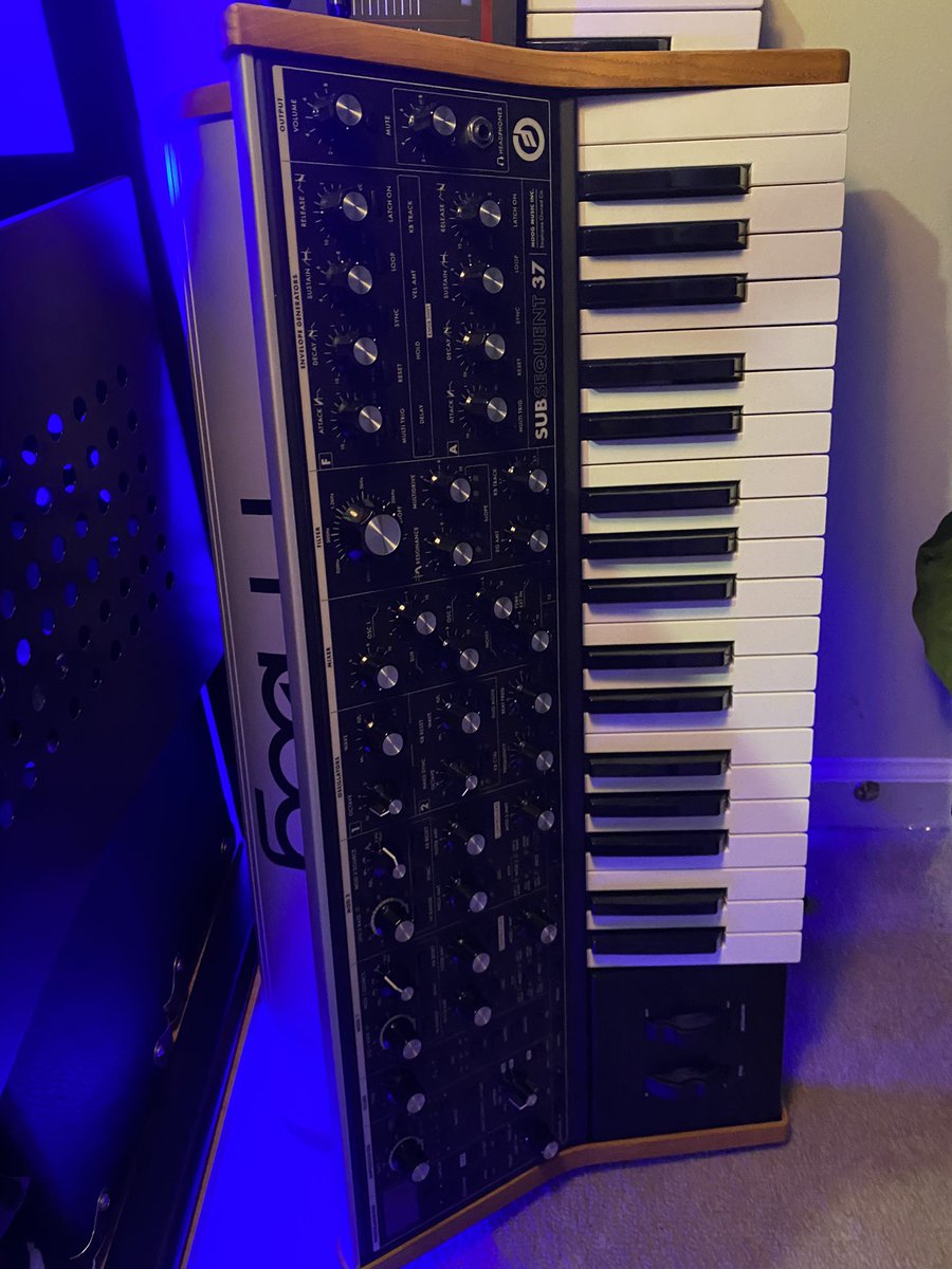 My new single “Innocent Crime” comes out next Friday, 6/4 💜

Pre-save now to show support!  Link is in my bio🤞🏻

I wrote and produced “Innocent Crime” a few weeks after I got my Sub-37 in from <a href="/SweetwaterSound/">Sweetwater</a> (my favorite place to buy music gear) 🎹
fanlink.to/IC